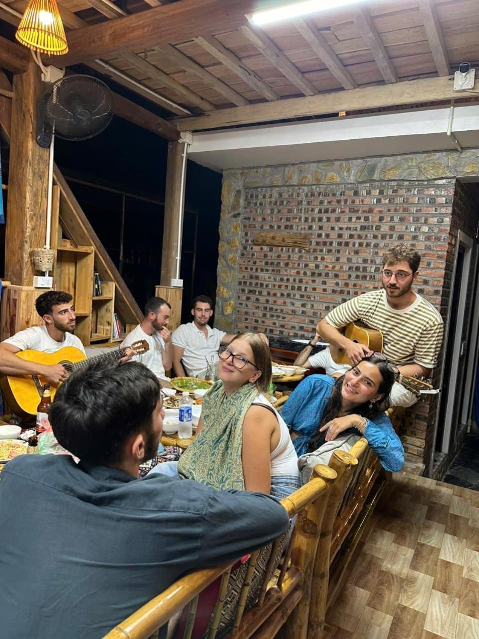 מאי צ'או Peaceful Maichau Homestay מראה חיצוני תמונה